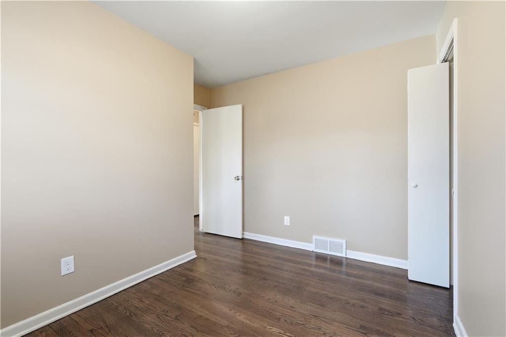 10816 E 66th Terrace — photo 12