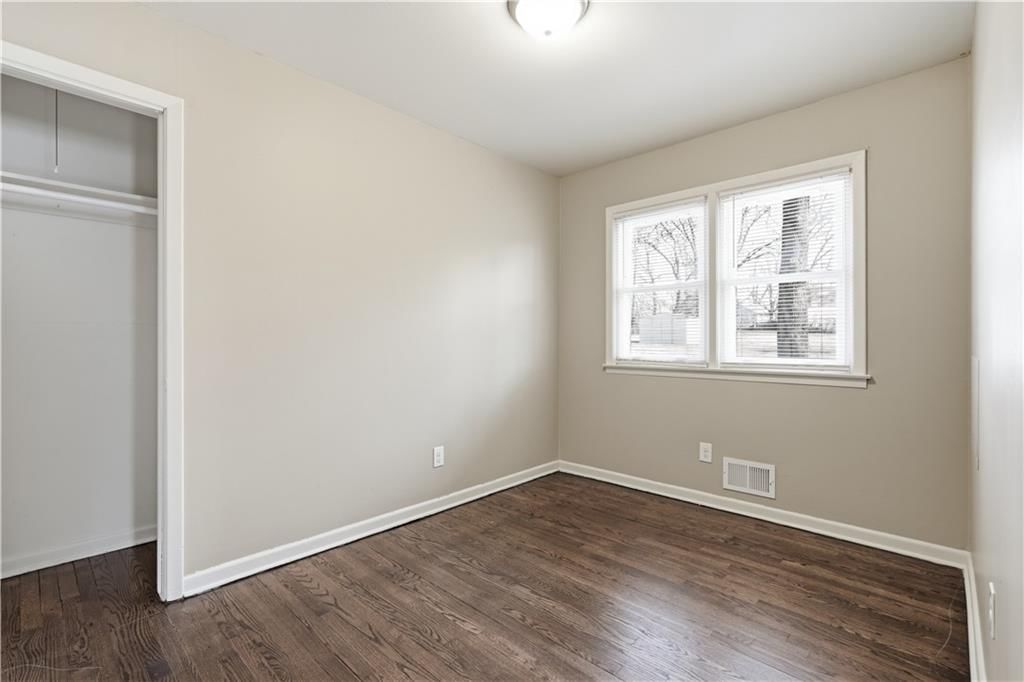 10816 E 66th Terrace — photo 15