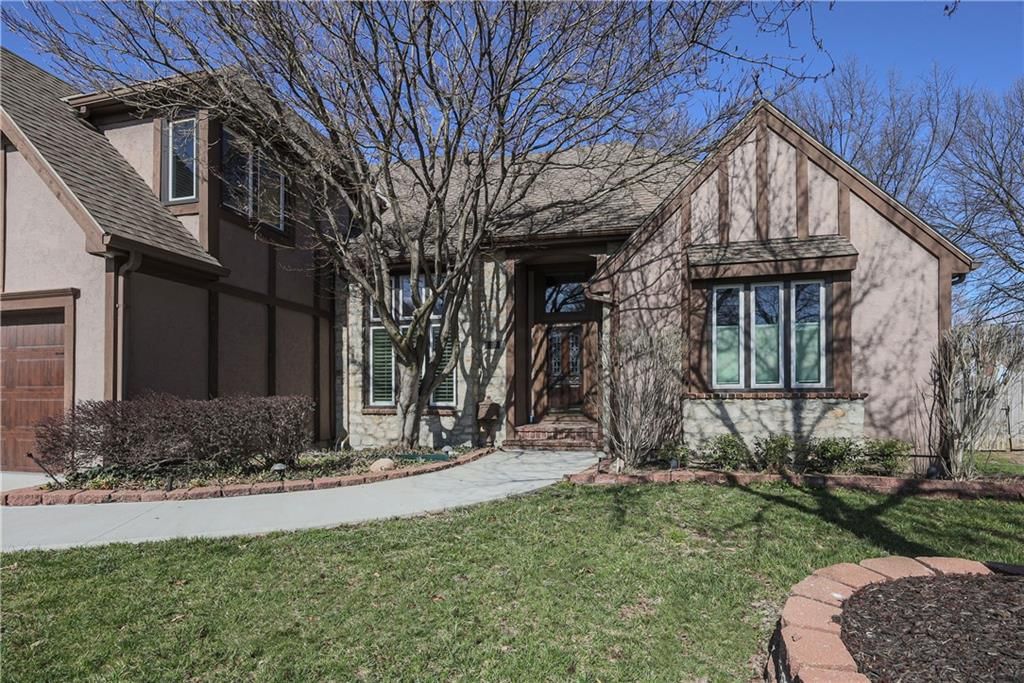 4816 W 121st Street — photo 3