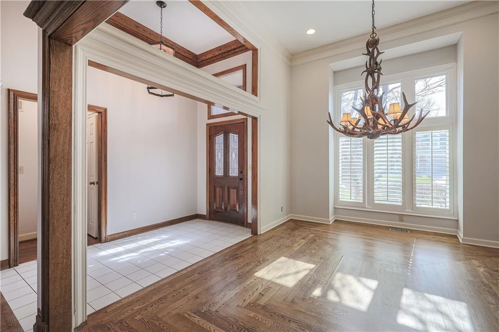 4816 W 121st Street — photo 5