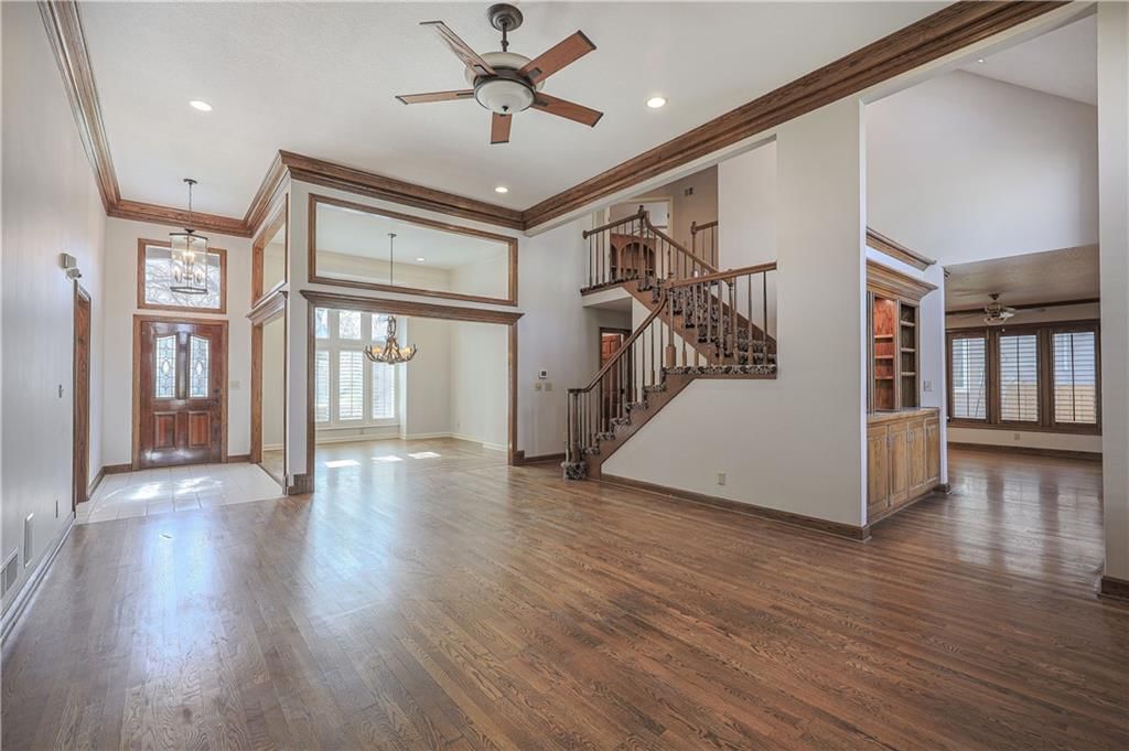 4816 W 121st Street — photo 9
