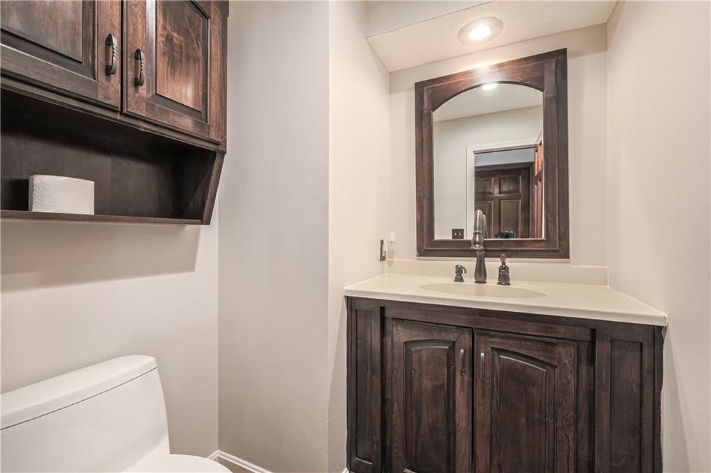4816 W 121st Street — photo 20