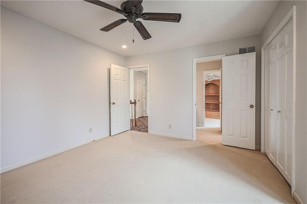 4816 W 121st Street — photo 27