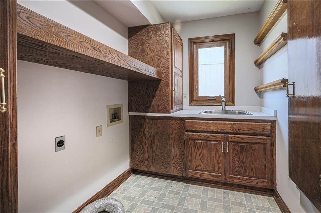 4816 W 121st Street — photo 35