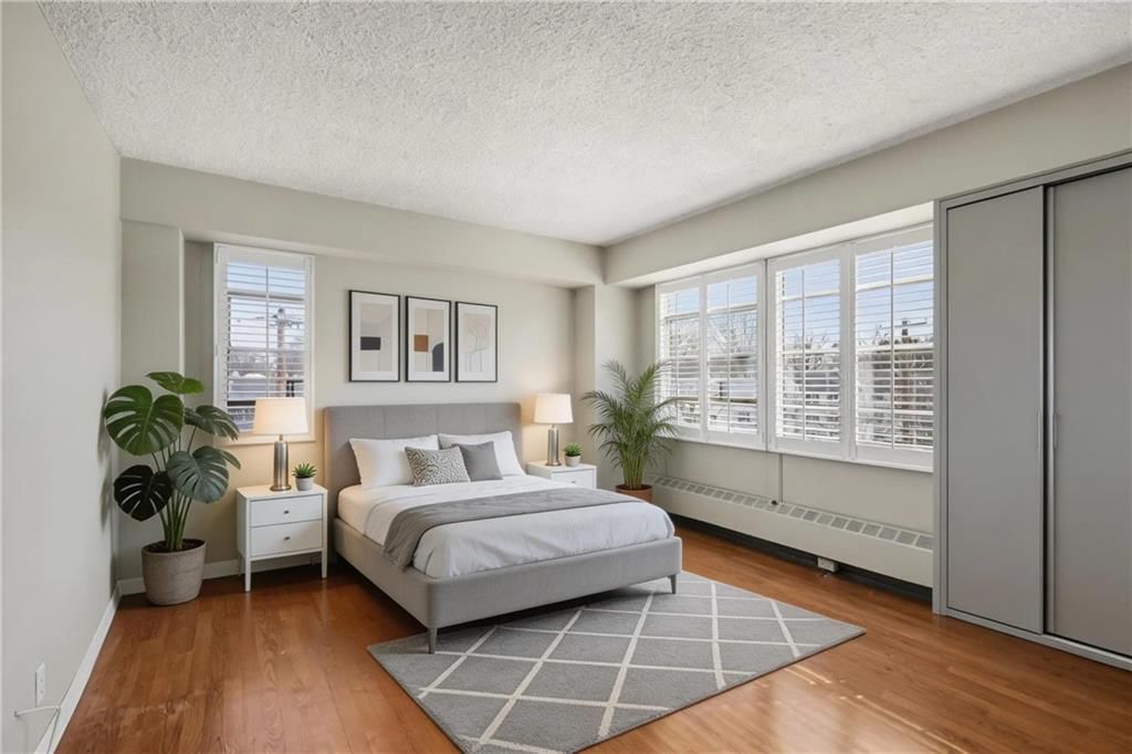 333 W Meyer Boulevard — photo 4