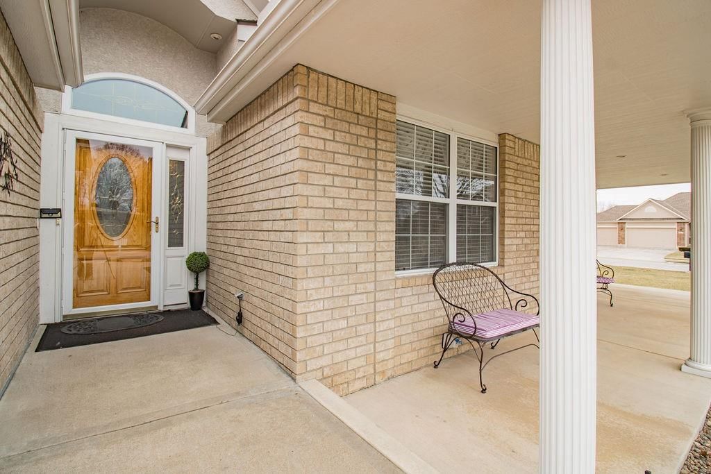 3824 S Milton Drive — photo 3