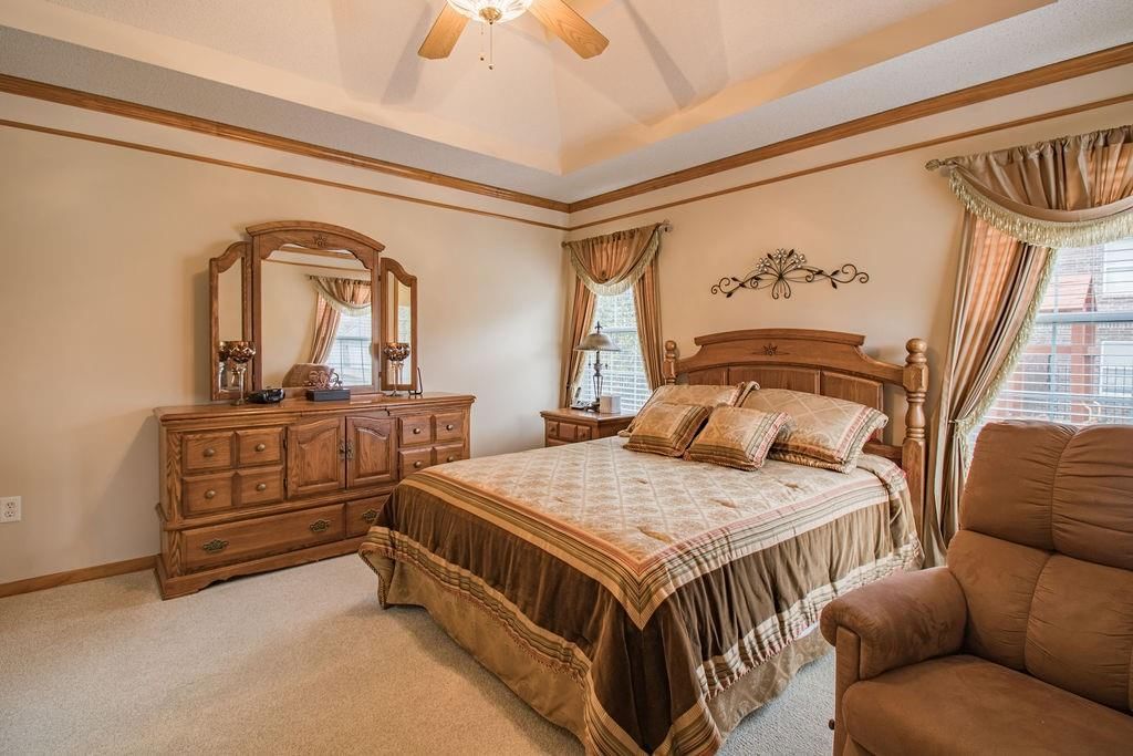 3824 S Milton Drive — photo 26