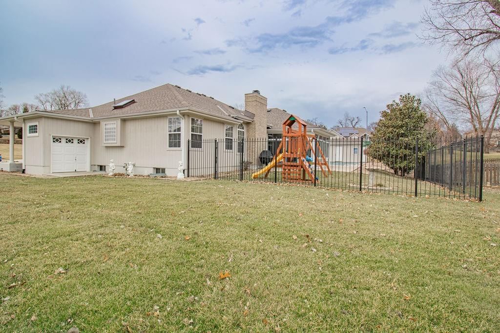 3824 S Milton Drive — photo 46