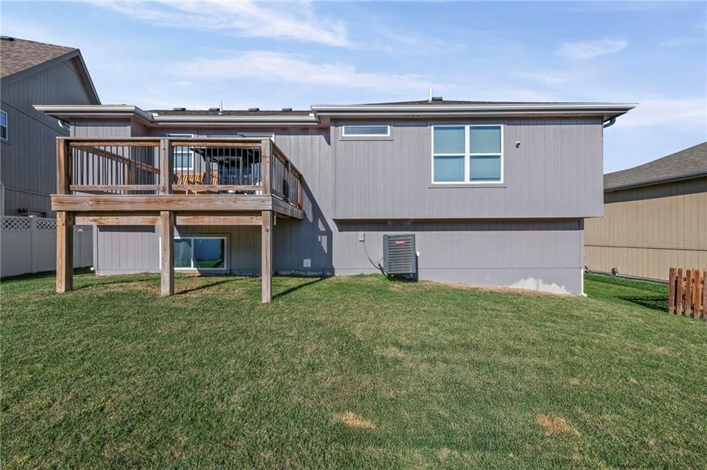 2207 Pike Street — photo 33