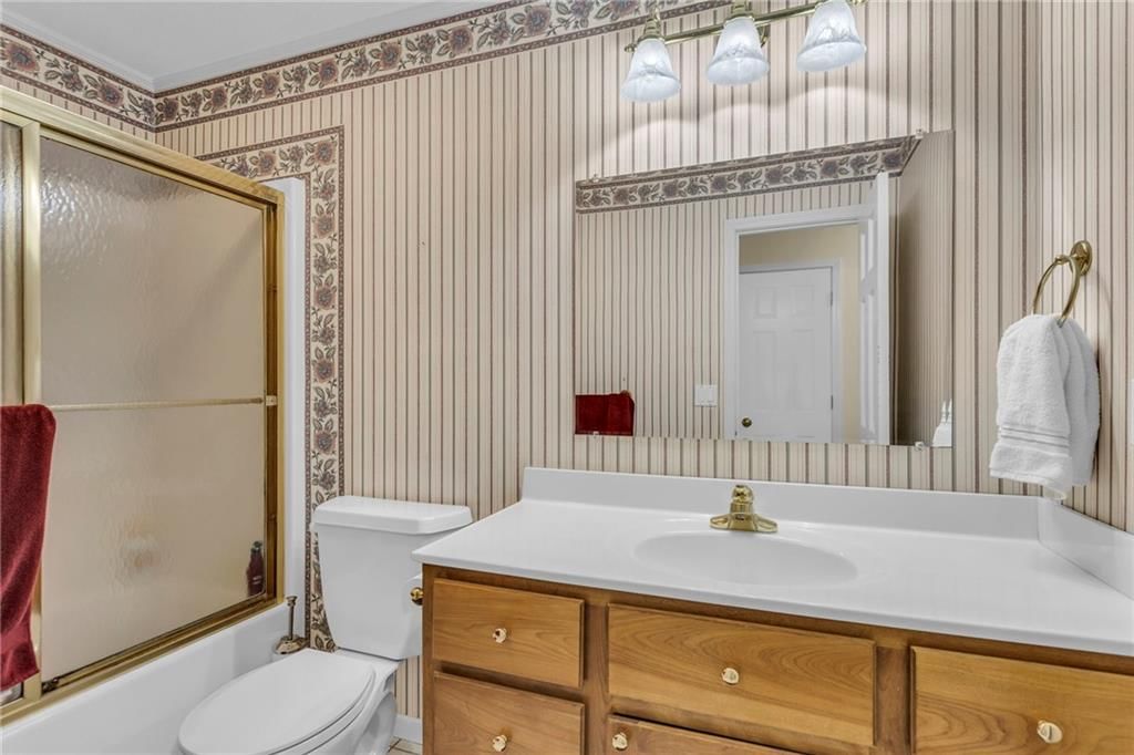 1758 Labette Road — photo 32