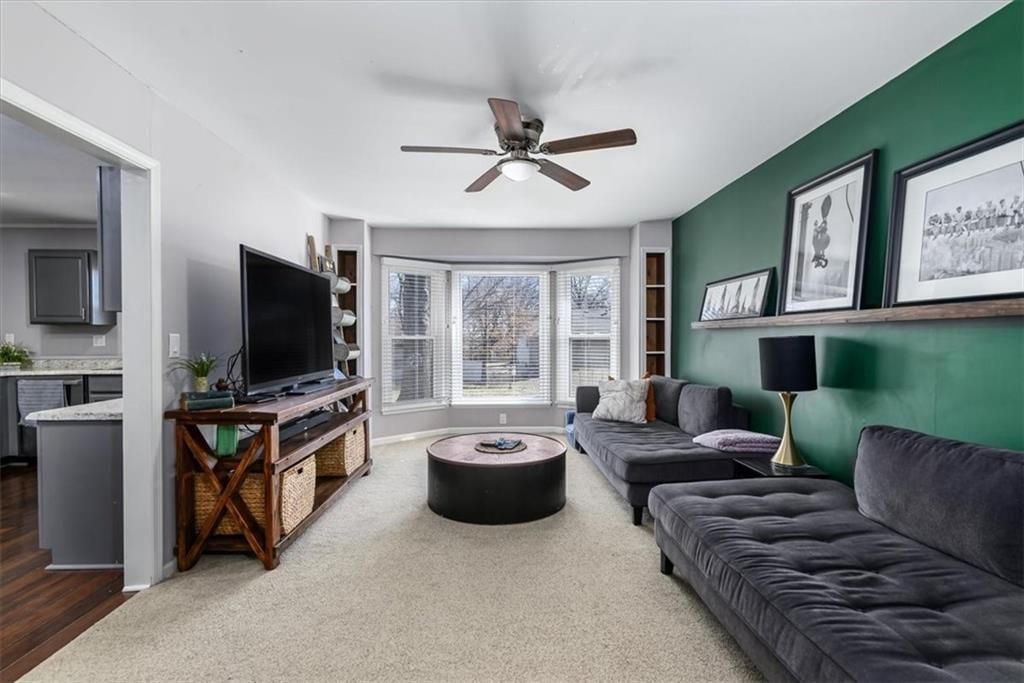 6709 N Michigan Avenue — photo 3
