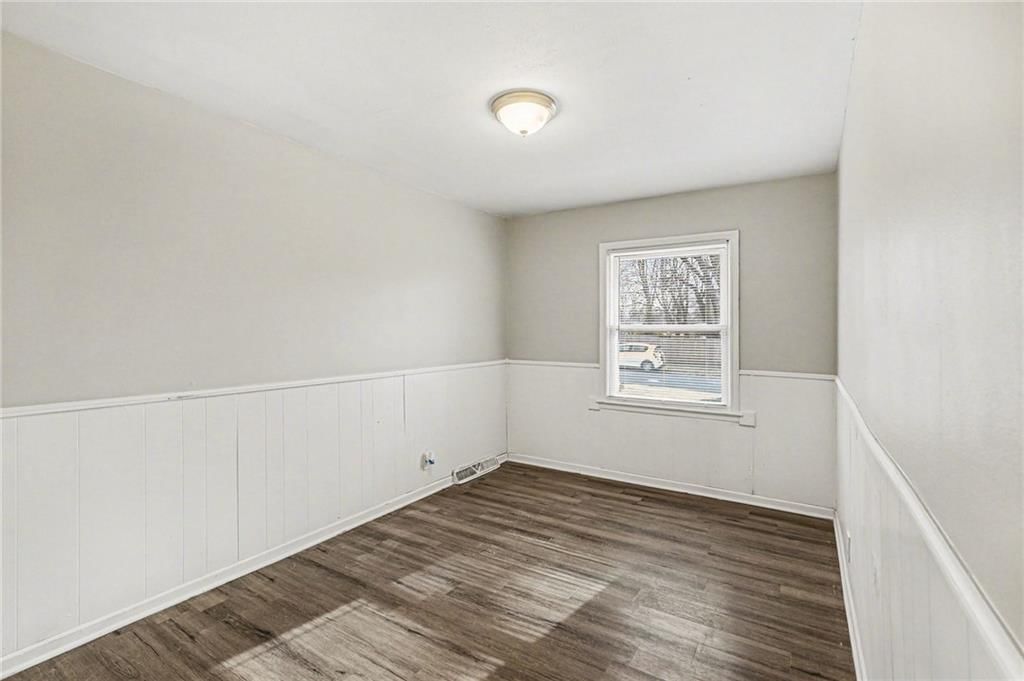 8852 E 59th Terrace — photo 10