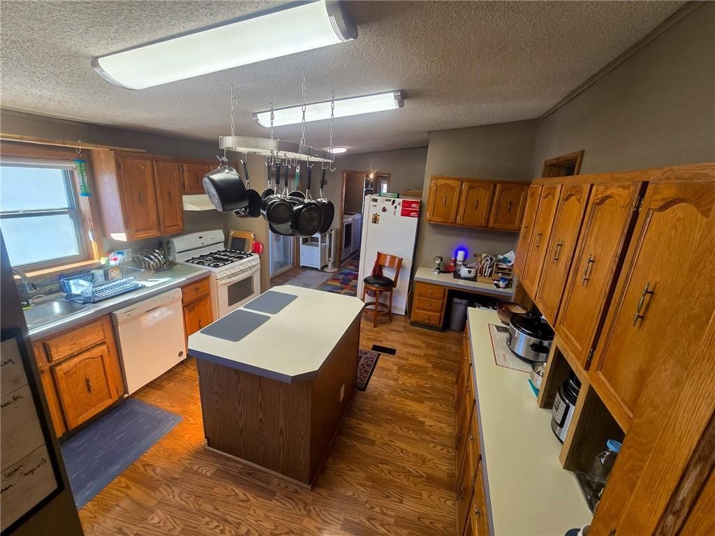218 SE 10212P Lane — photo 13