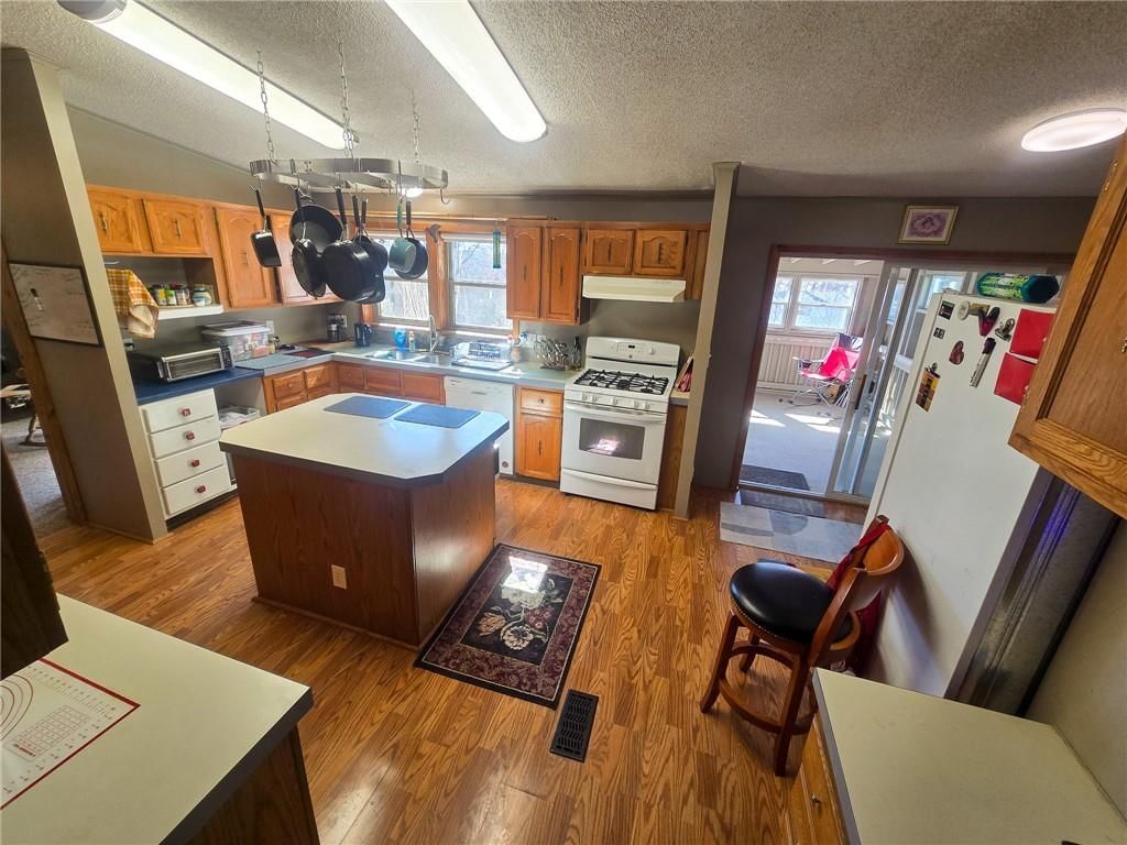 218 SE 10212P Lane — photo 16