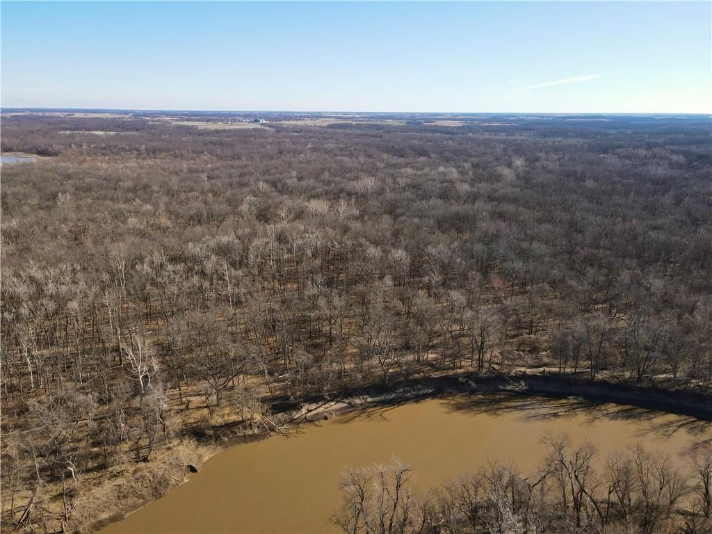 000 Old River Road — photo 3