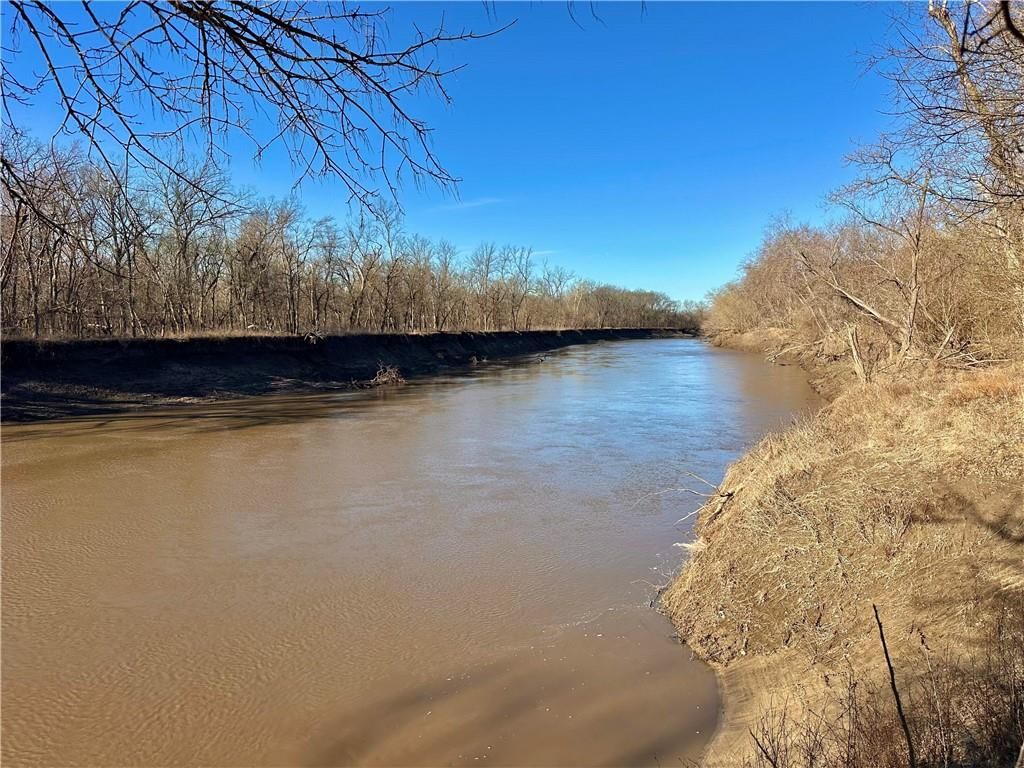 000 Old River Road — photo 25
