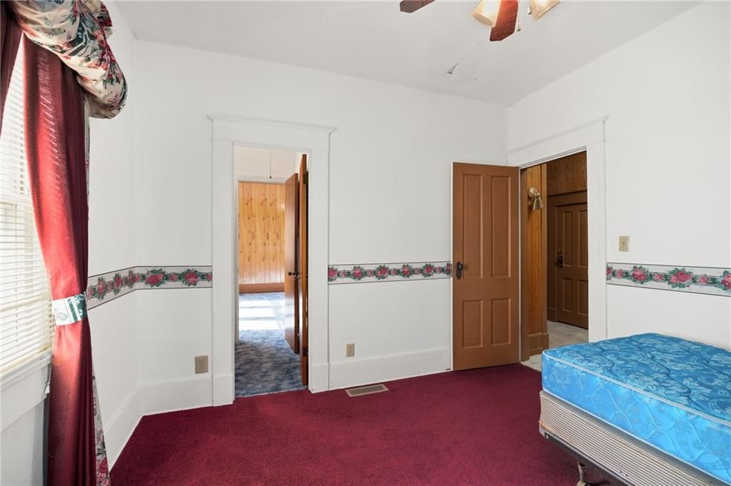 910 Savannah Street — photo 22