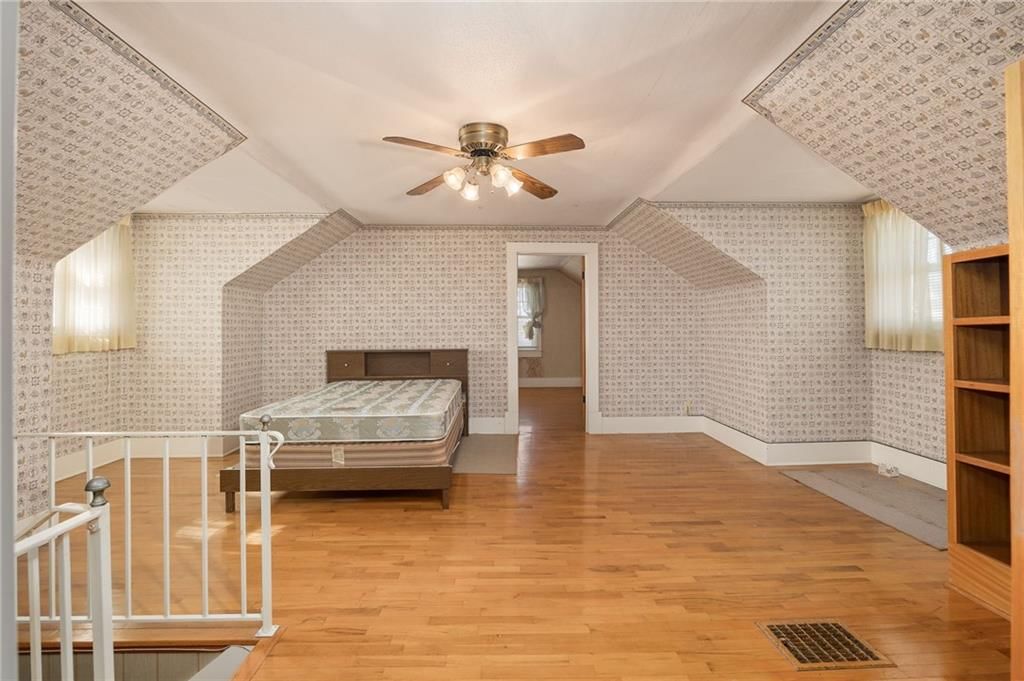 910 Savannah Street — photo 23