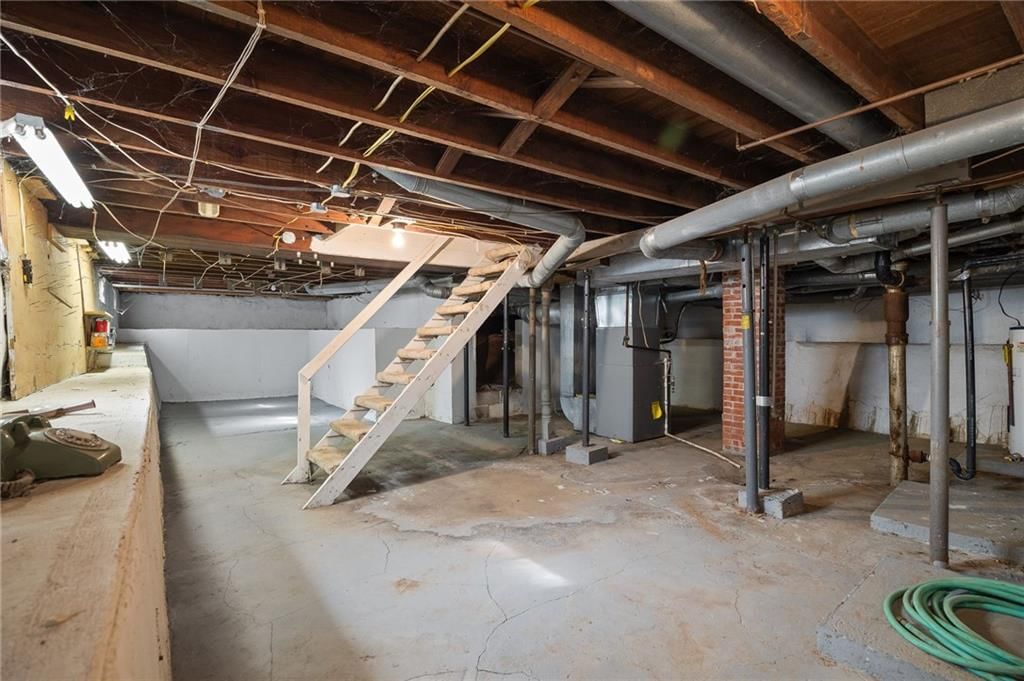910 Savannah Street — photo 28