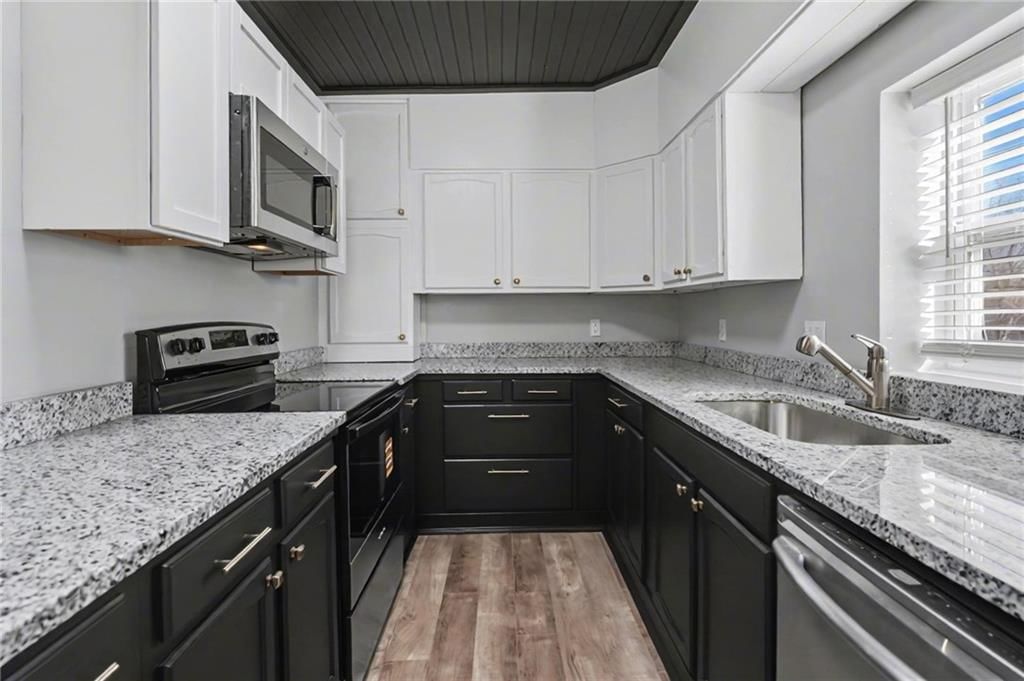 2922 N 81ST Street — photo 9