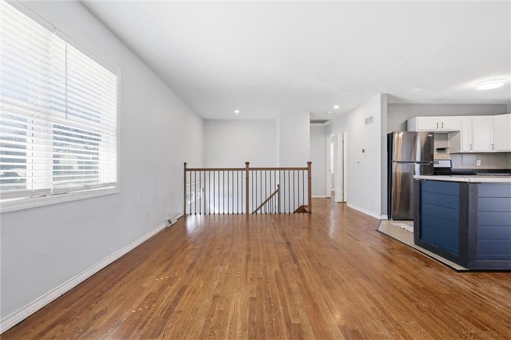 7818 NE 56th Street — photo 7