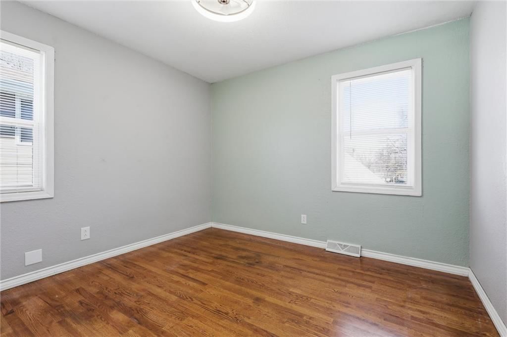 7818 NE 56th Street — photo 20