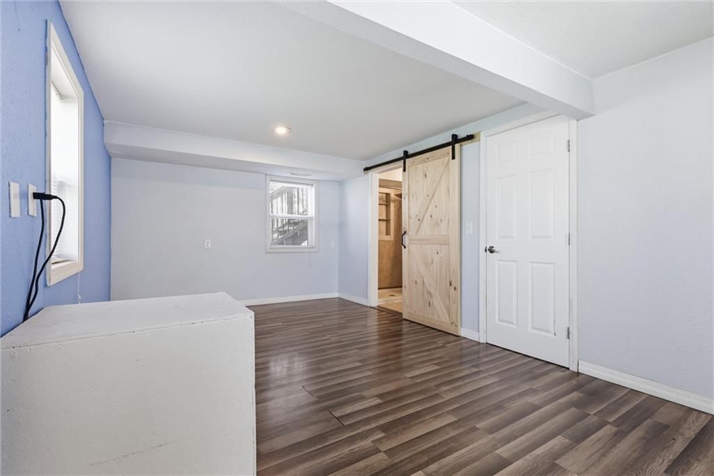 7818 NE 56th Street — photo 25