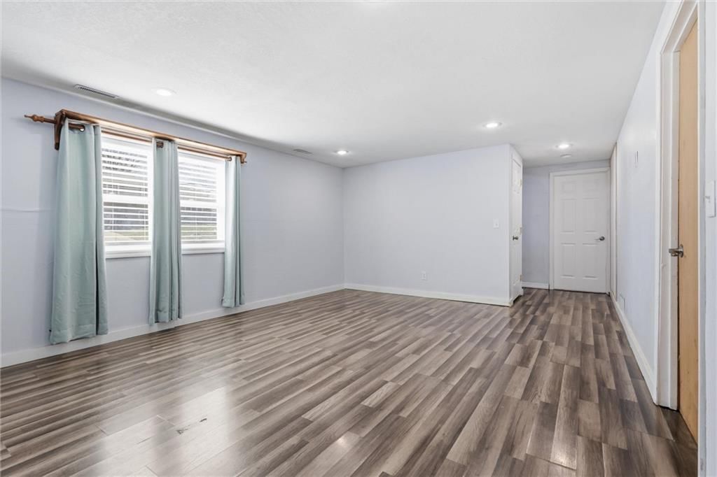 7818 NE 56th Street — photo 28