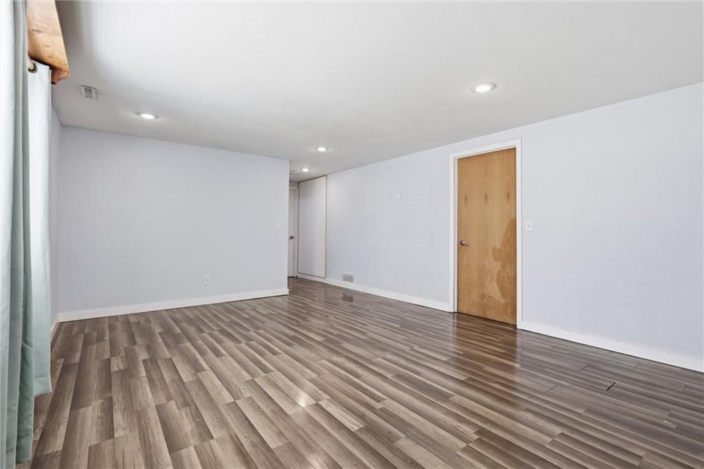 7818 NE 56th Street — photo 29