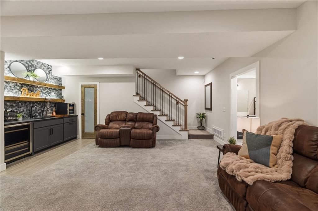 4713 NE Freehold Drive — photo 24