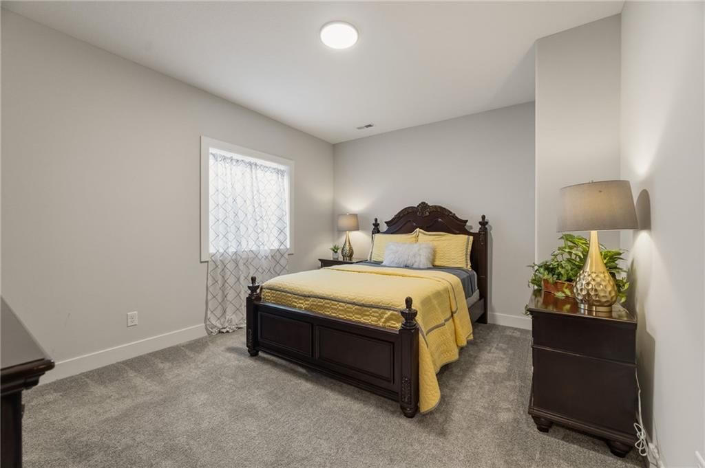 4713 NE Freehold Drive — photo 27
