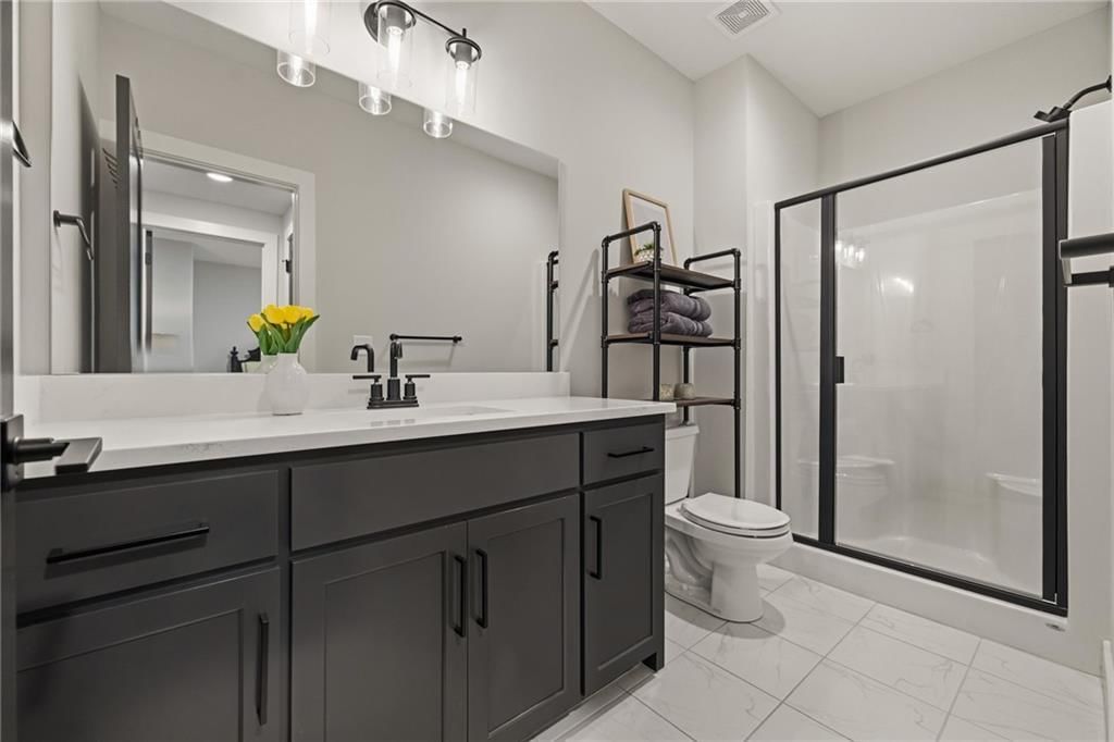 4713 NE Freehold Drive — photo 28