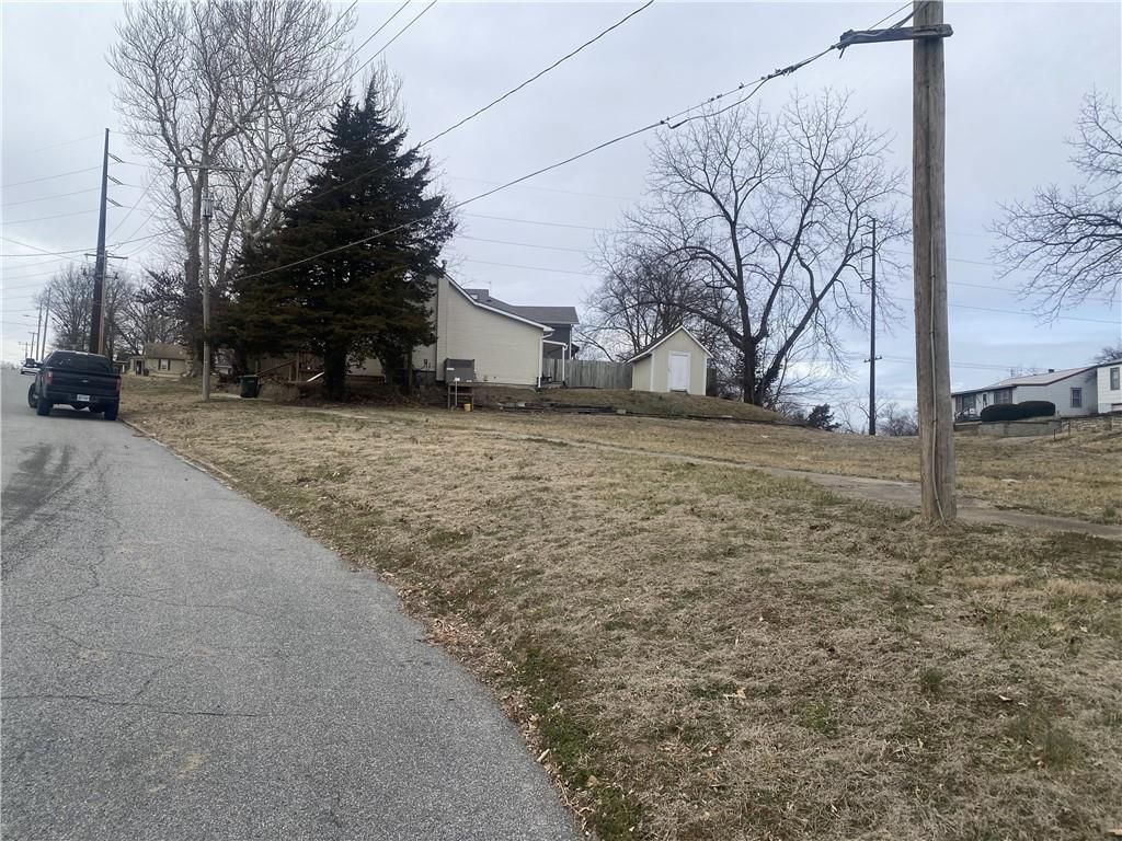 854 Sherman Street — photo 4