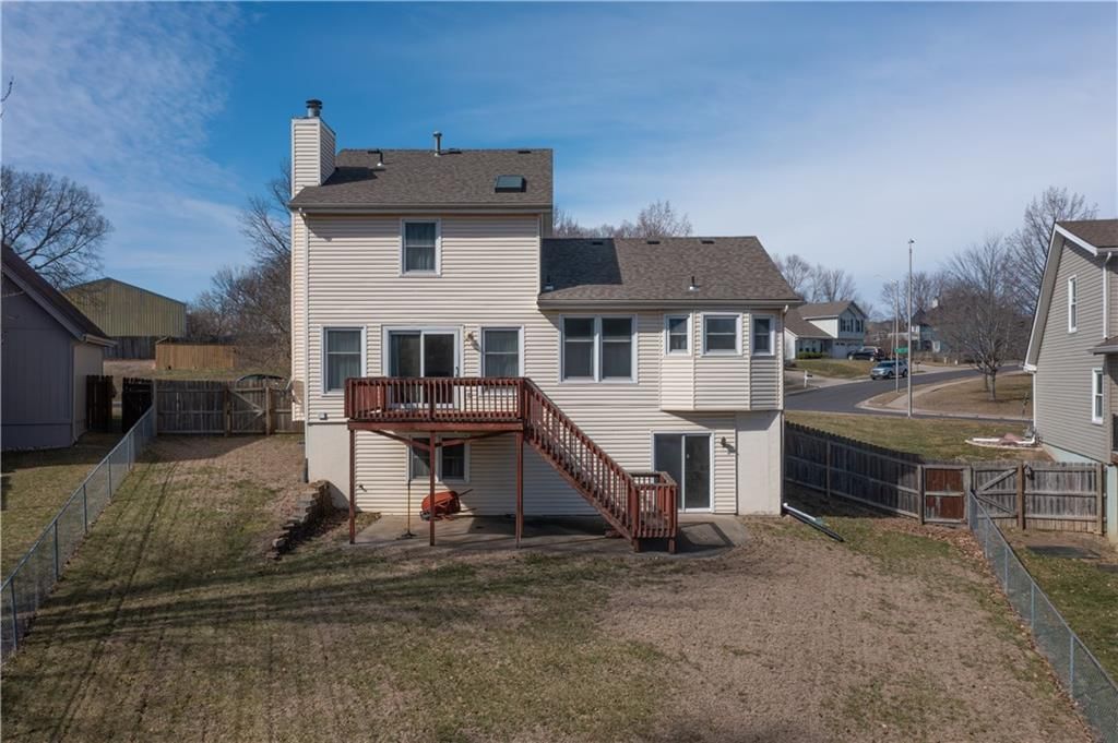 10301 NW 85th Street — photo 2