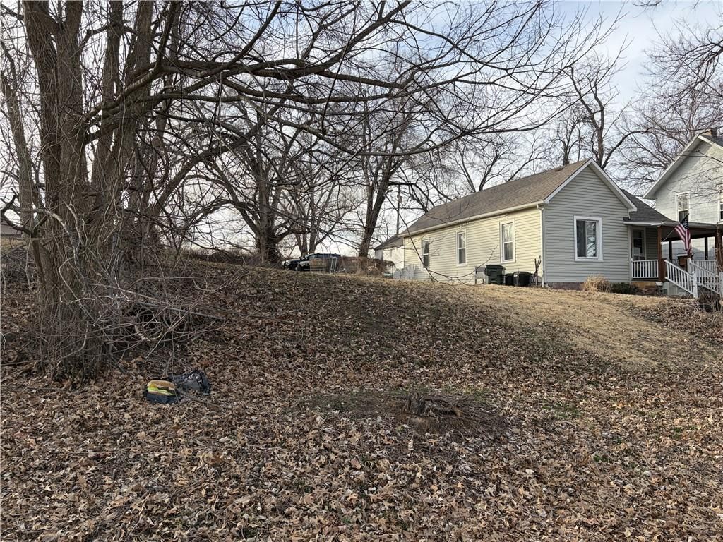 1314 Grand Avenue — photo 2
