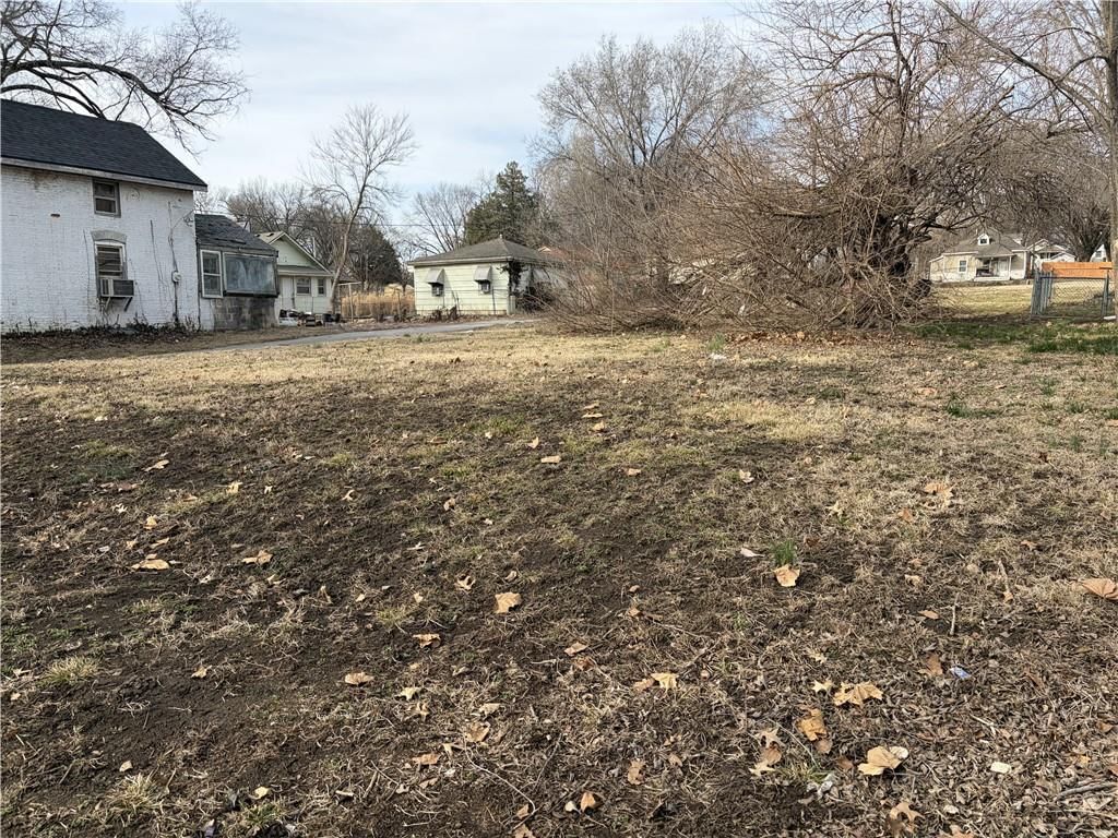 1028 Pottawatomie Street — photo 3