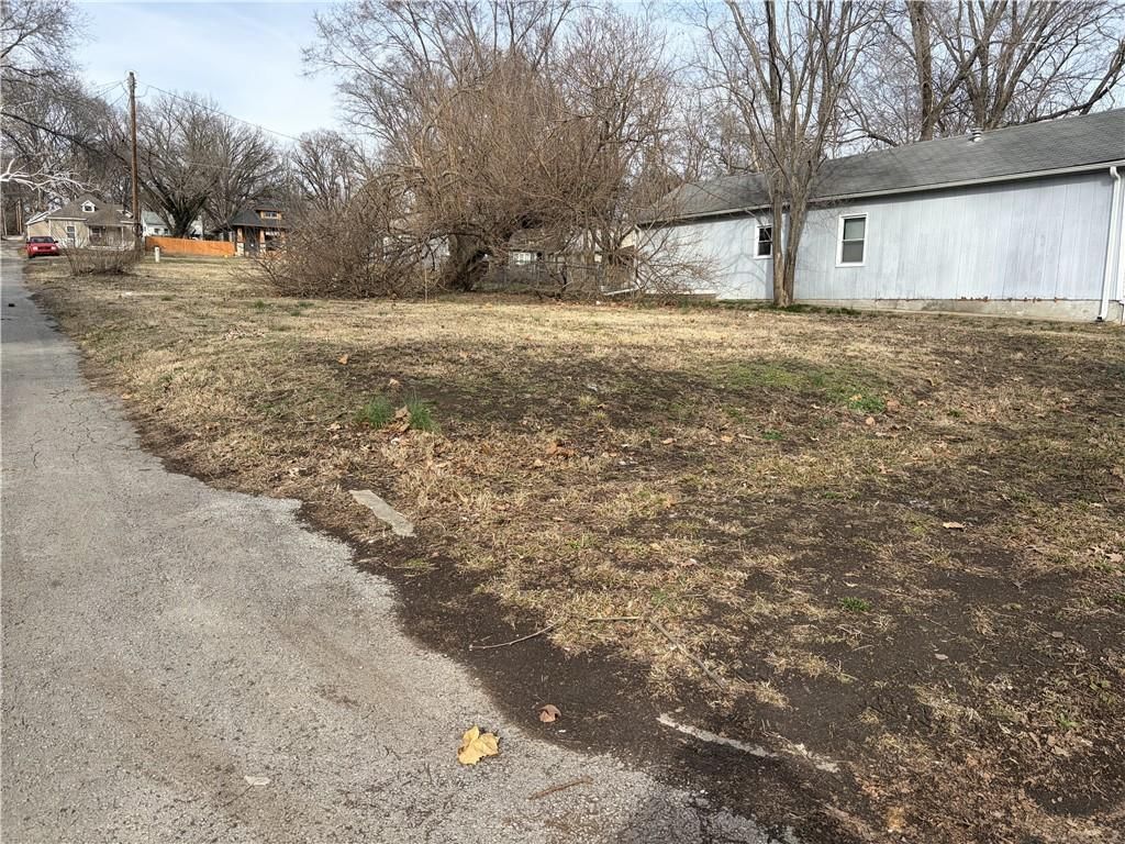 1028 Pottawatomie Street — photo 5
