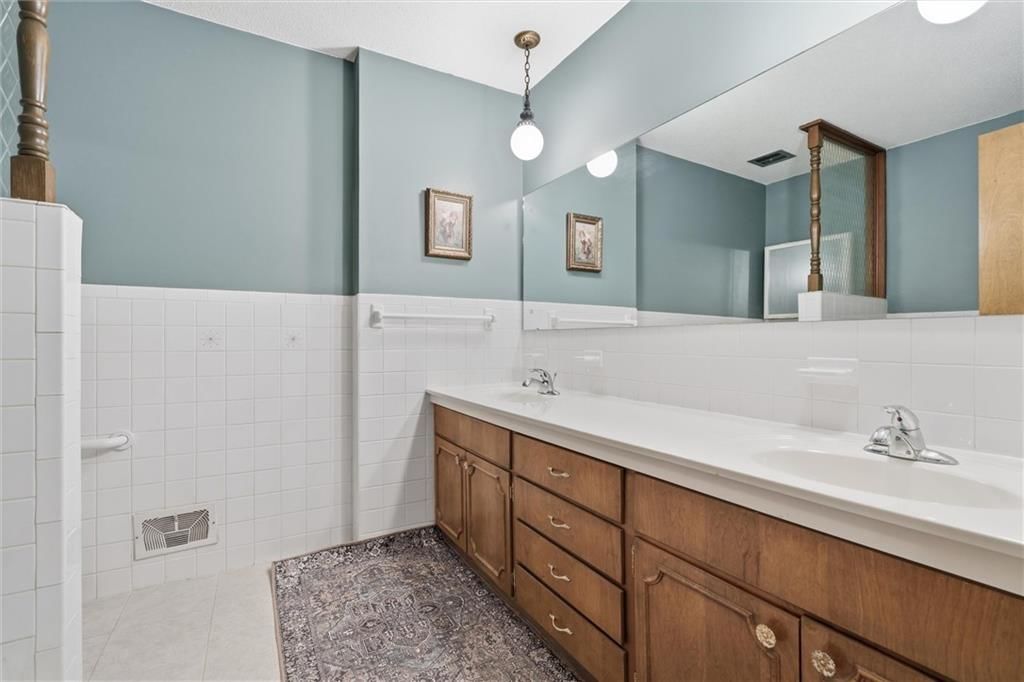 7715 N Lydia Avenue — photo 25