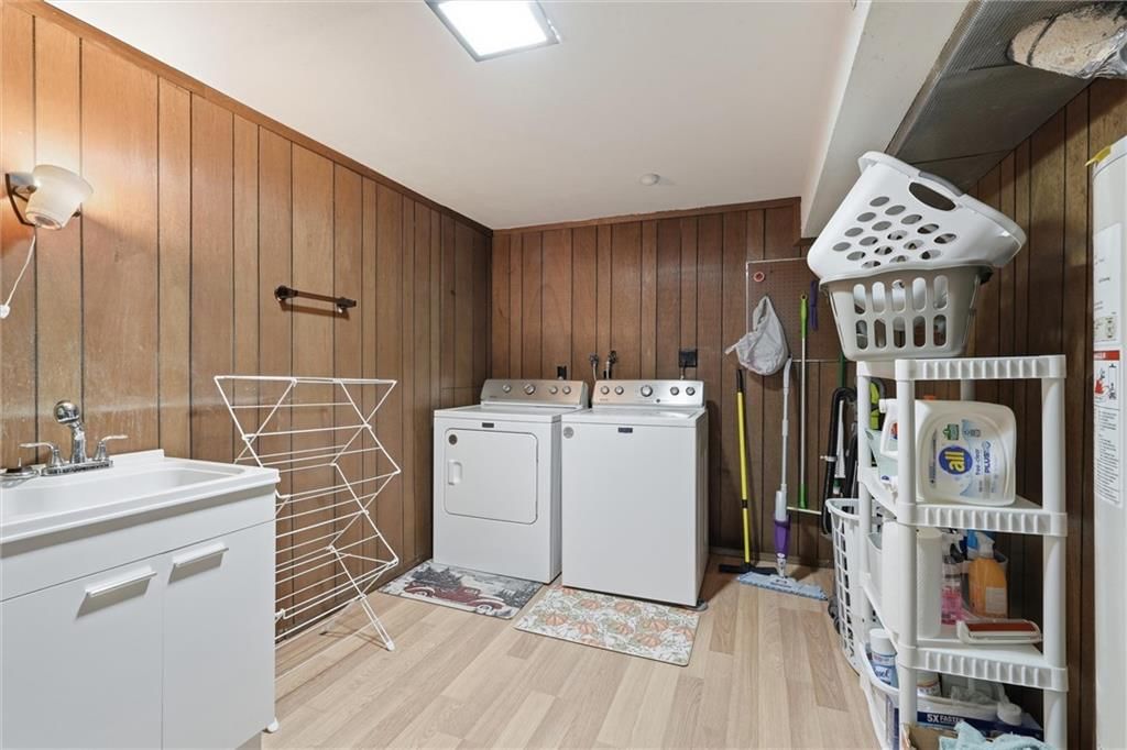 7715 N Lydia Avenue — photo 35
