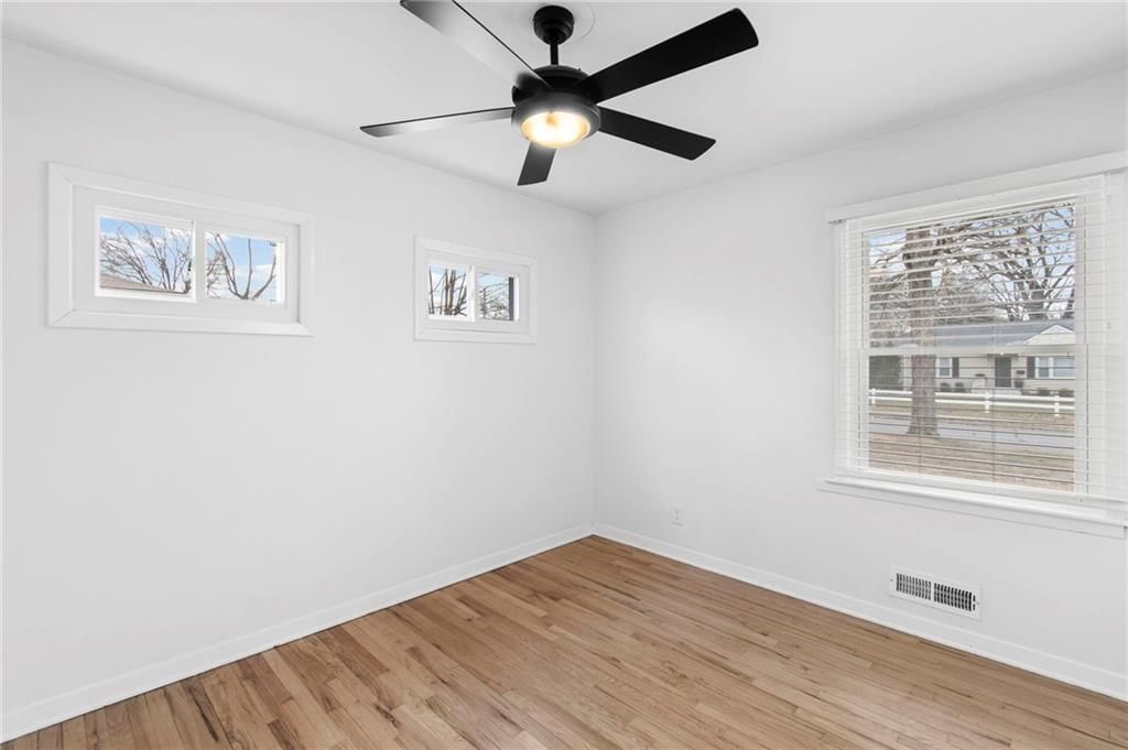 7400 W 65th Street — photo 15