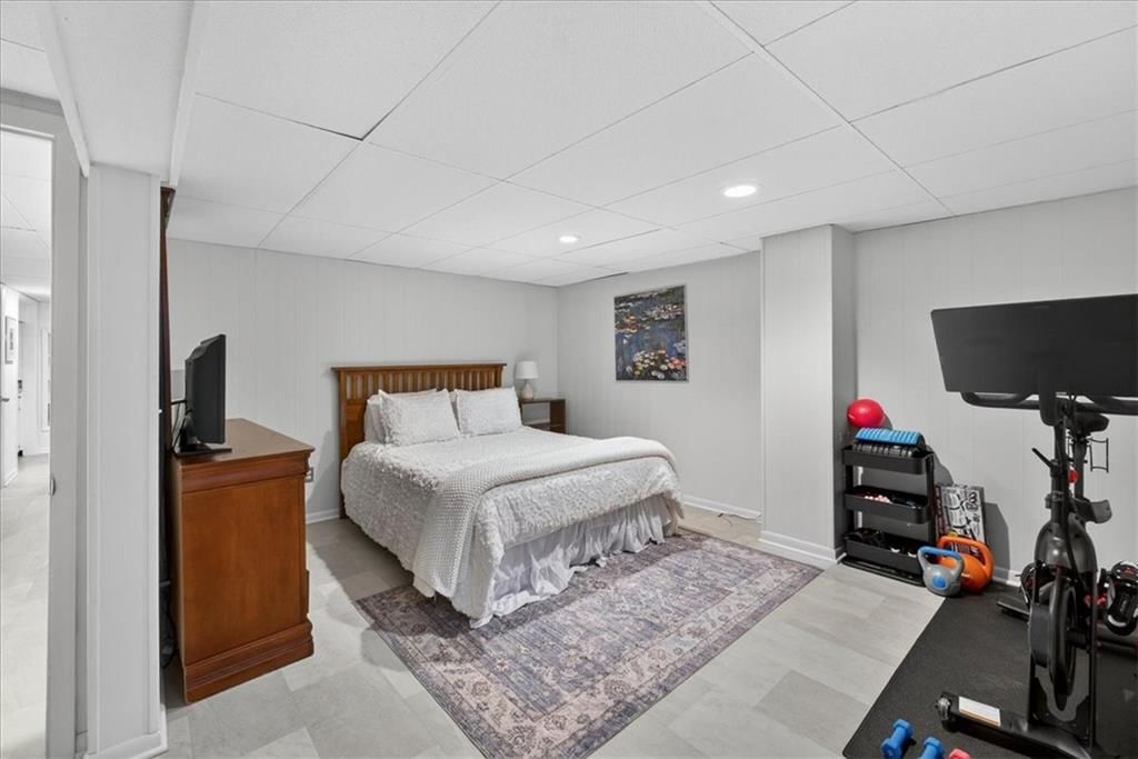4411 W 93rd Terrace — photo 39