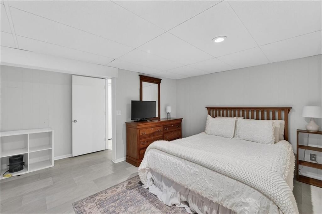 4411 W 93rd Terrace — photo 40