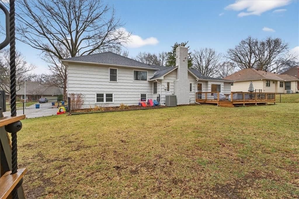 4411 W 93rd Terrace — photo 47