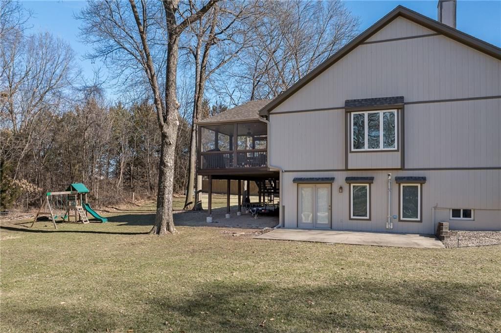 18209 Rollins Drive — photo 3