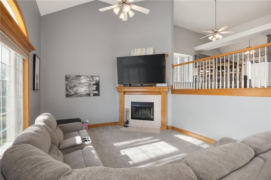 18209 Rollins Drive — photo 8