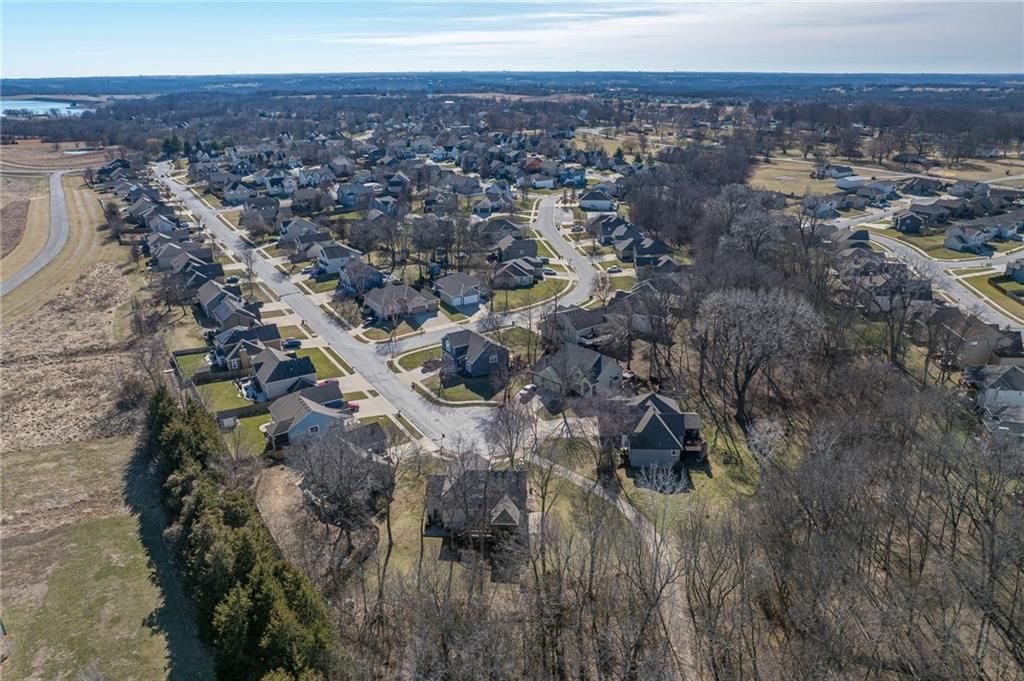 18209 Rollins Drive — photo 34