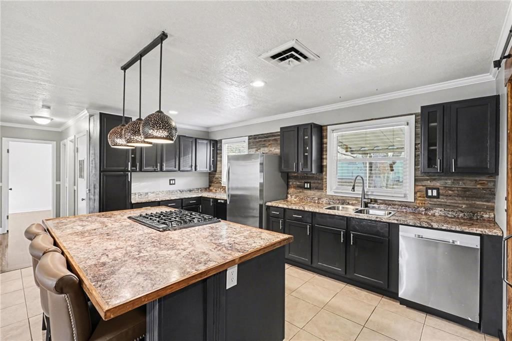 3221 S Crysler Avenue — photo 12