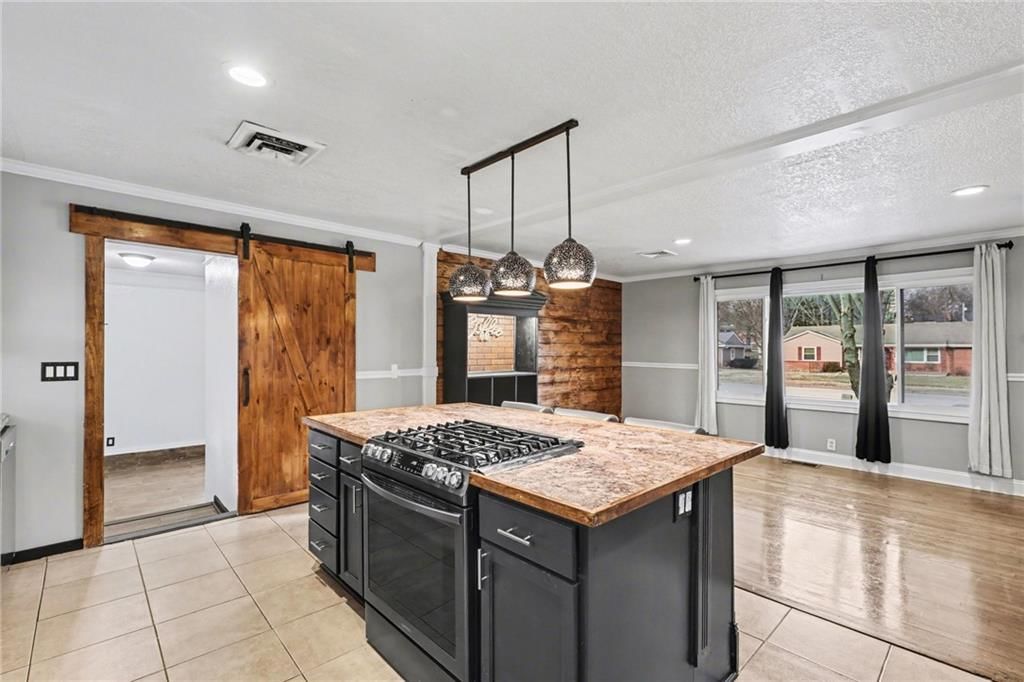 3221 S Crysler Avenue — photo 14