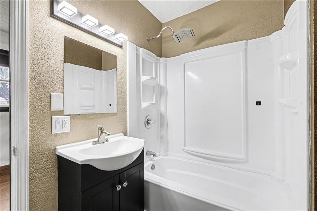 3221 S Crysler Avenue — photo 19