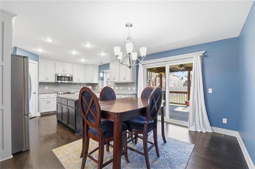 601 Crestridge Drive — photo 8